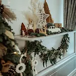 Family House Guest house